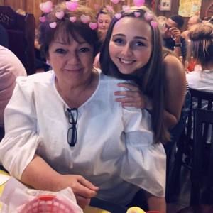 Meet your Posher, Hanna